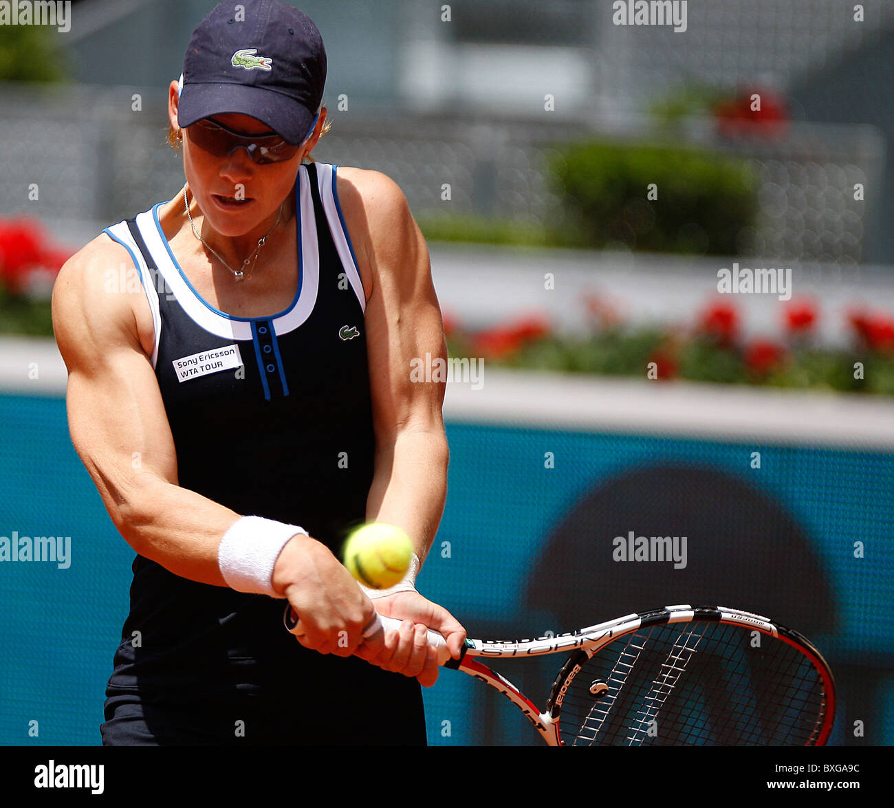 Samantha Stosur (AUS) in action against Venus Williams (USA) Stock Photo