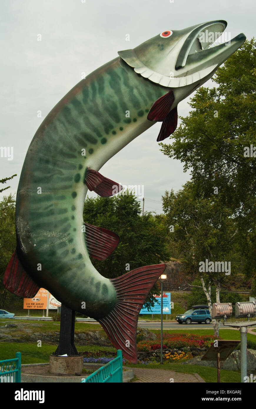 Husky the muskie statue hires stock photography and images Alamy