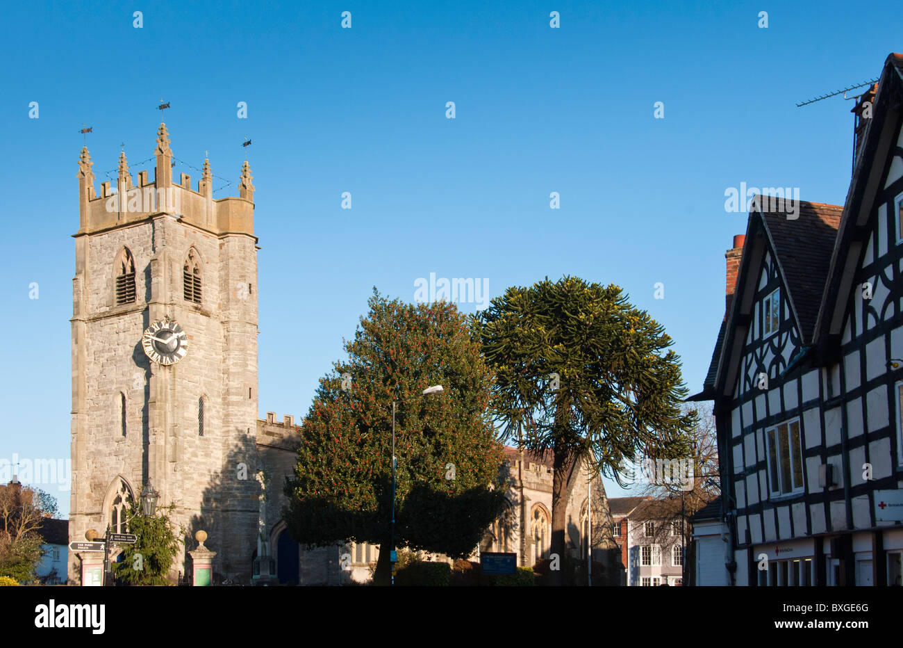 The market town of Alcester with St Nicholas Parish Church, Warwickshire, UK Stock Photo