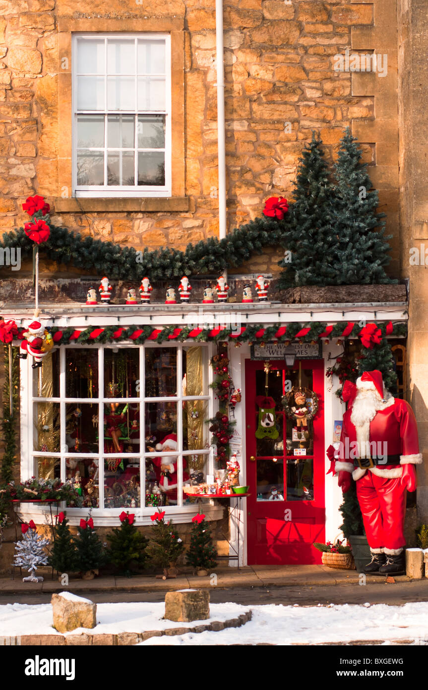 A Christmas store in the Cotswold village of Broadway. England Stock
