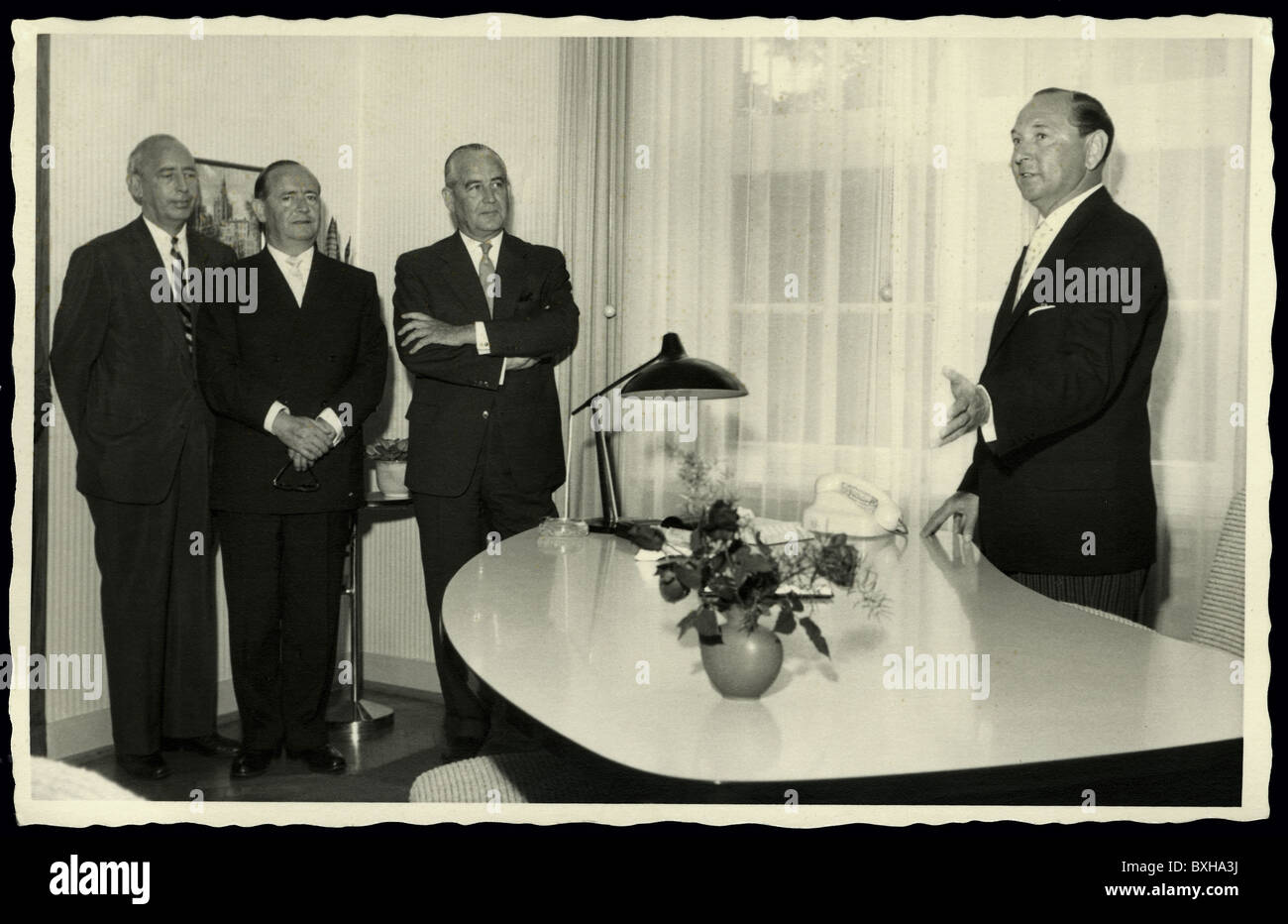 office, managing board of a medium-sized company, chairman welcoming his fellow board members, Germany, circa 1955, Additional-Rights-Clearences-Not Available Stock Photo