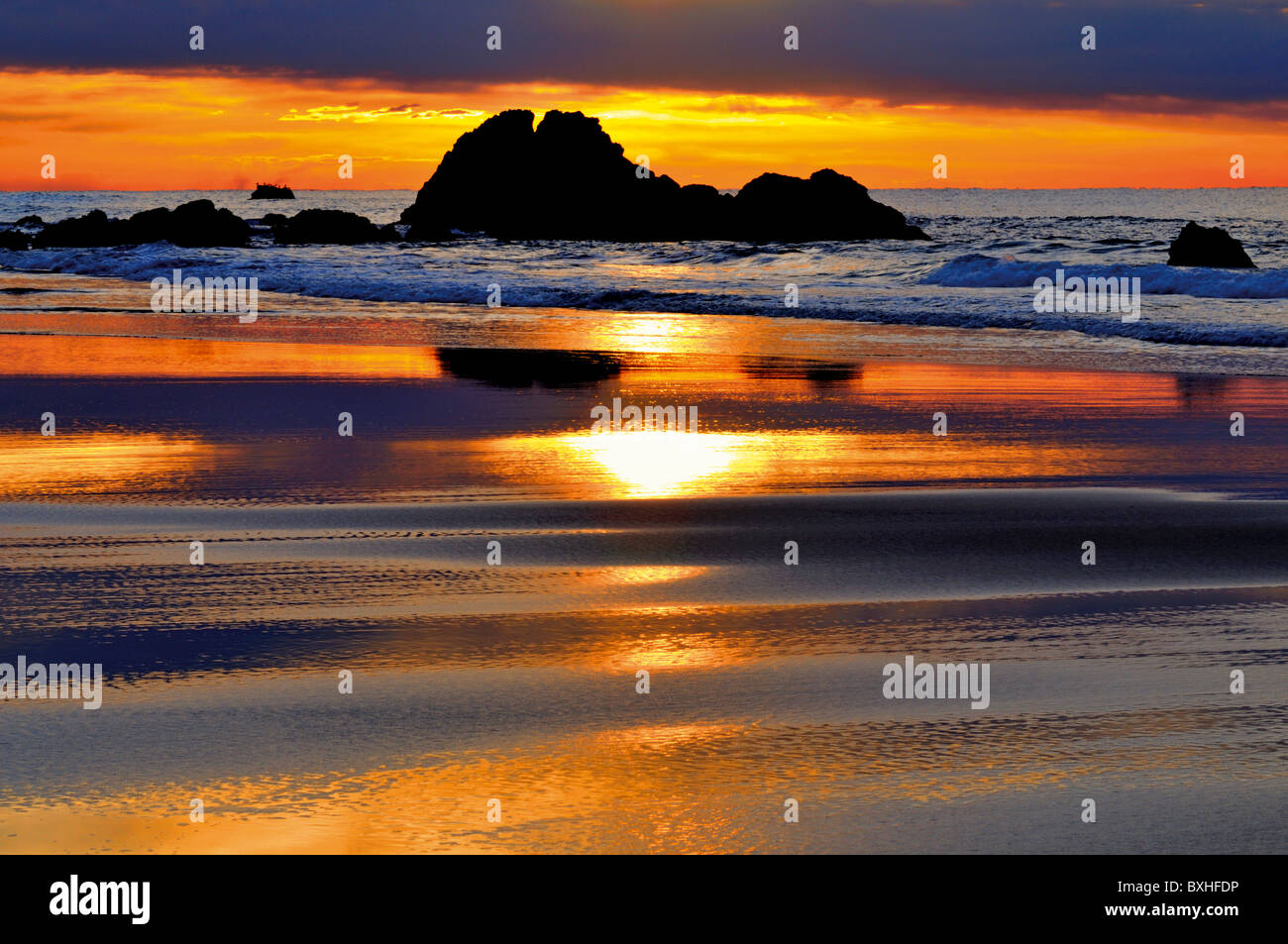 Portugal, Algarve: Sundown at a beach of nature park Costa Vicentina Stock Photo