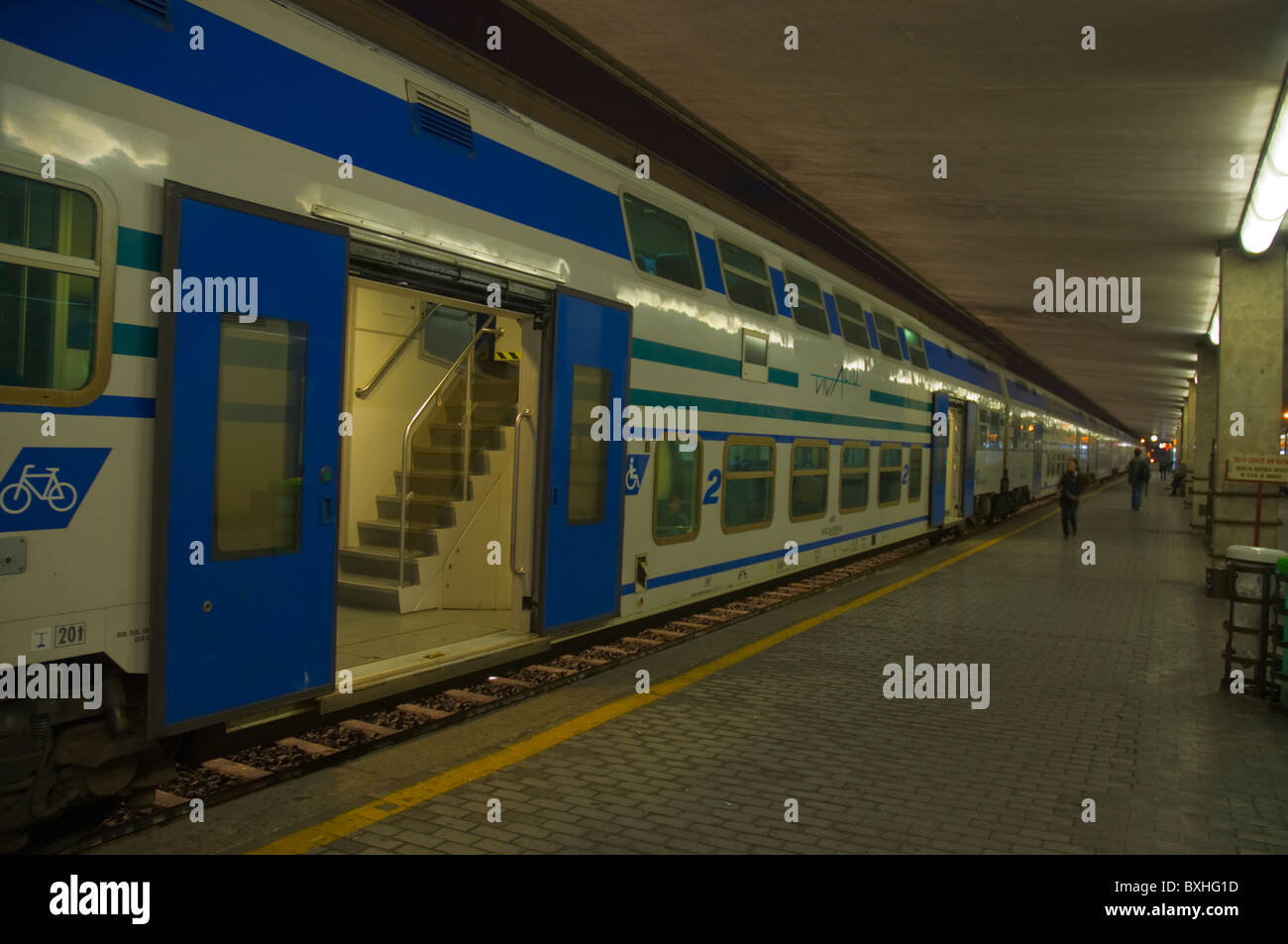 Florence station hires stock photography and images Alamy