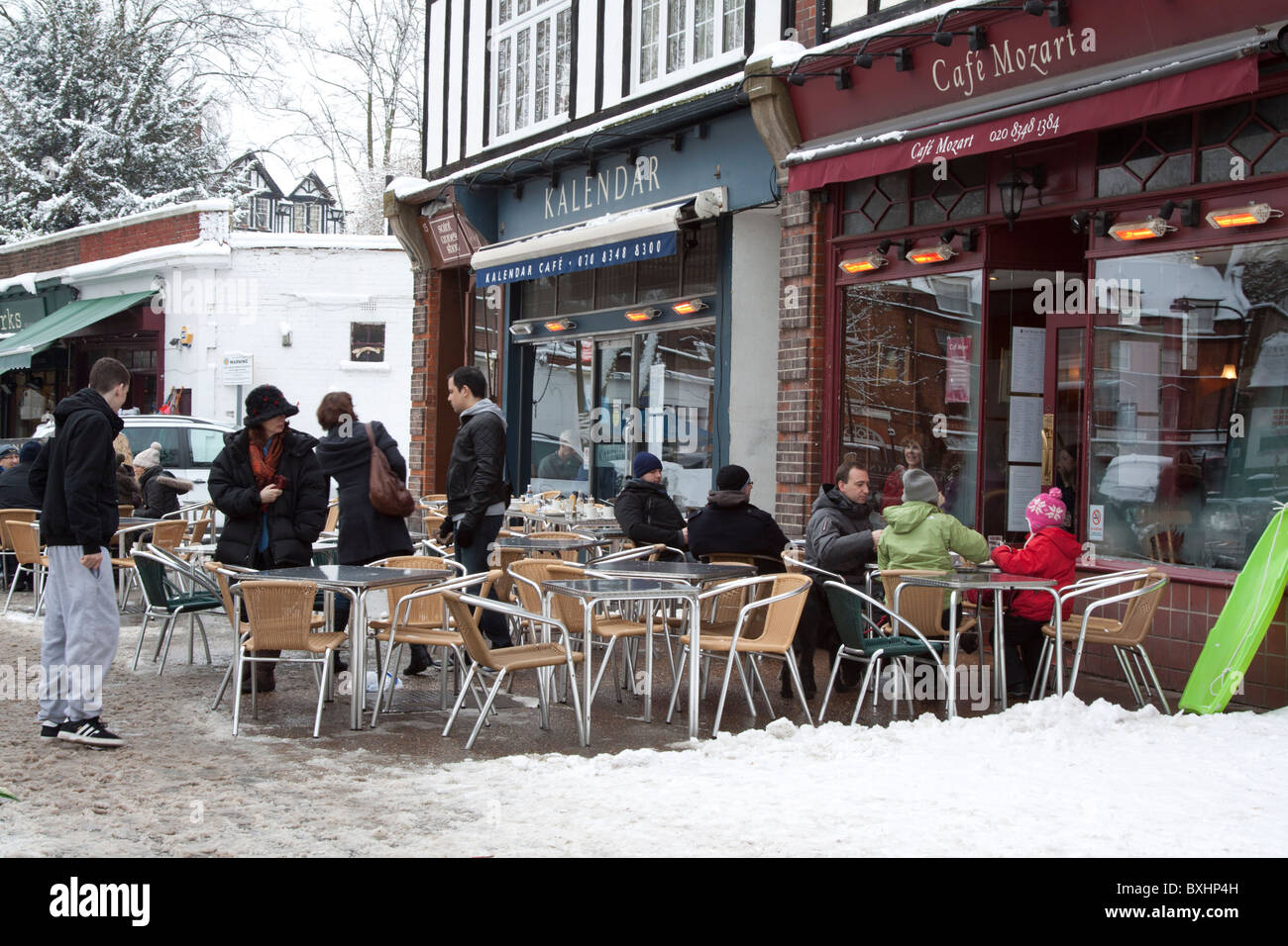 Hampstead cafe uk hires stock photography and images Alamy