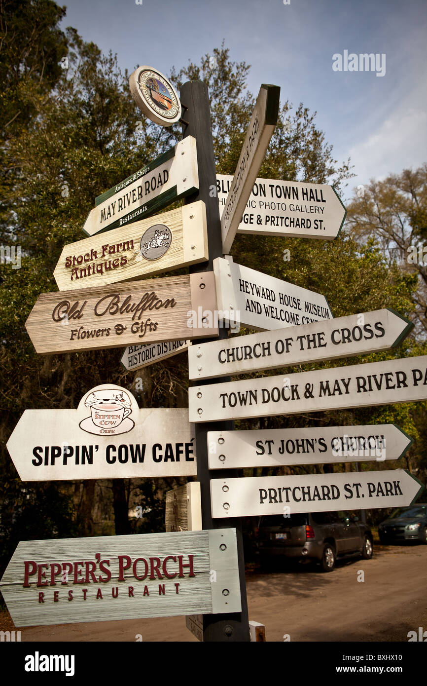 Crossroads sign in the tiny artists village of Bluffton, South Carolina