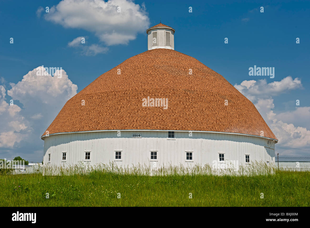 The Round Barn Stock Photos The Round Barn Stock Images Alamy