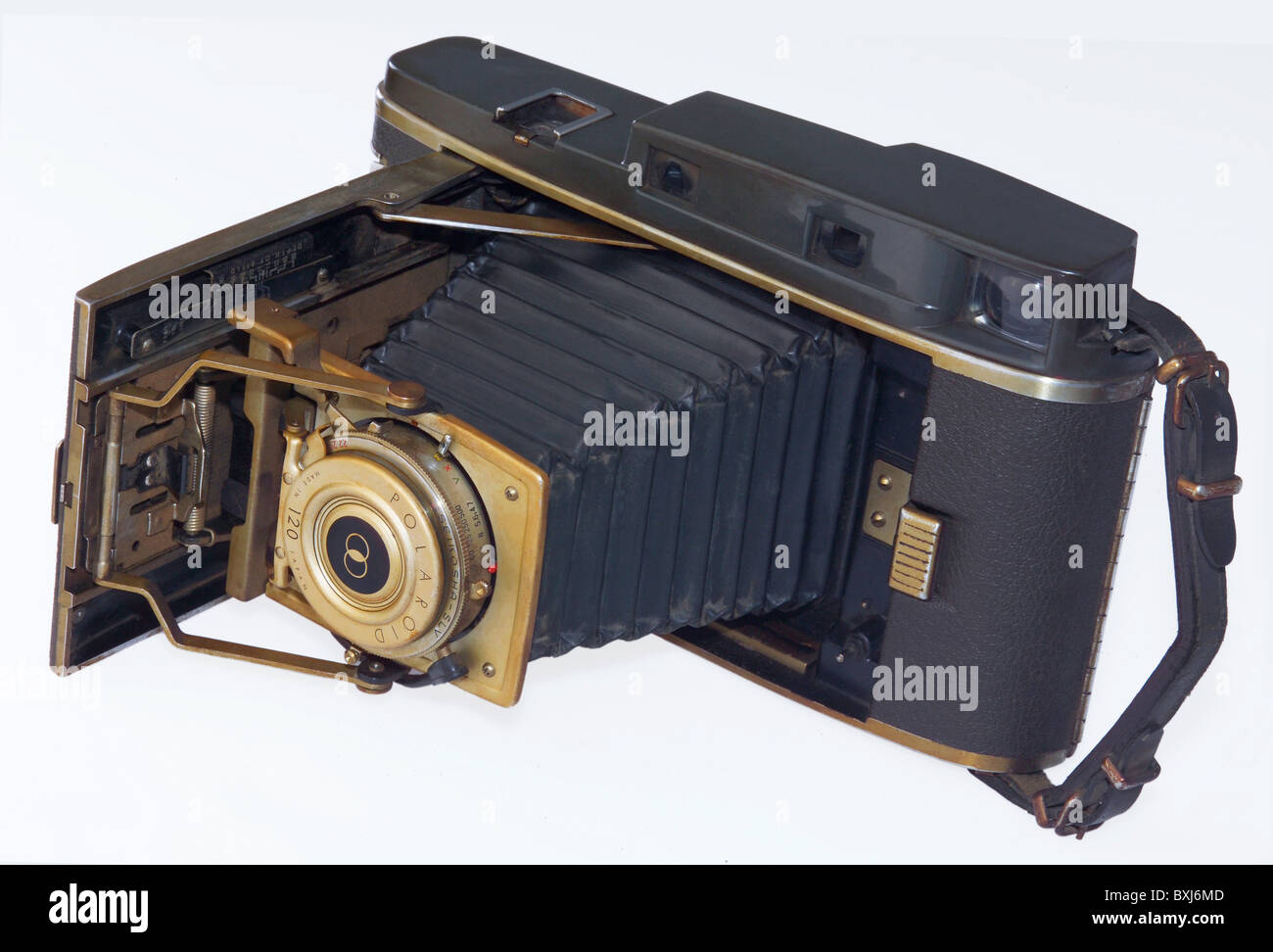 photography, cameras, early Polaroid instant camera, Polaroid 120, Japan,  1961, 1960s, 60s, 20th century, historic, historical, American, Polaroid  Pathfinder Land Camera, made by Yashica in Japan, bellows camera, lens,  objective, lenses, objectives,