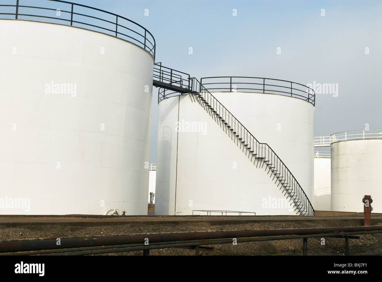 Petroleum Storage Tanks Stock Photos & Petroleum Storage Tanks Stock