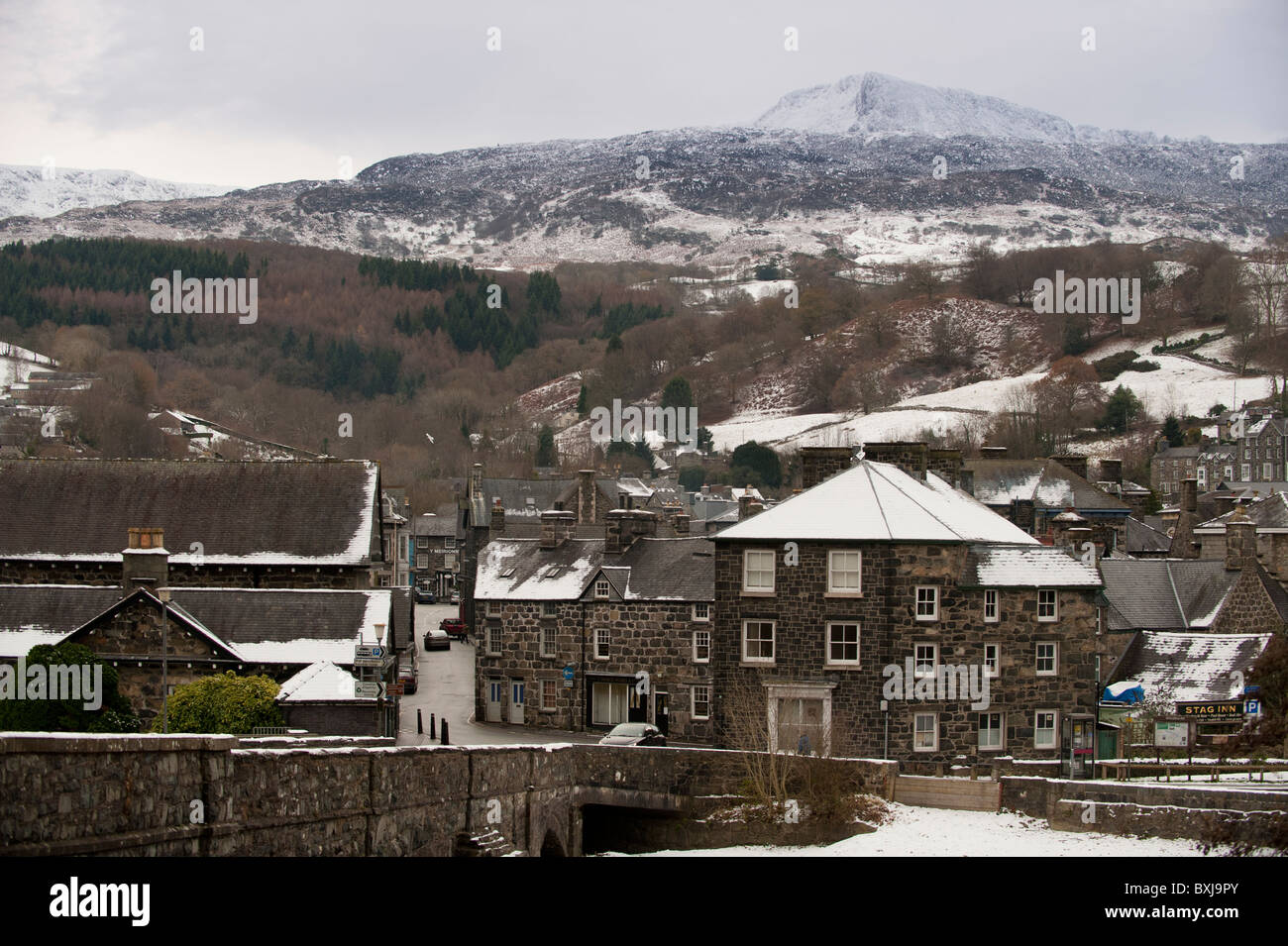 Dolgellau Gwynedd North Wales In The Snow Stock Photo Alamy Dolgellau Gwynedd North Wales In The Snow Stock Photo Alamy