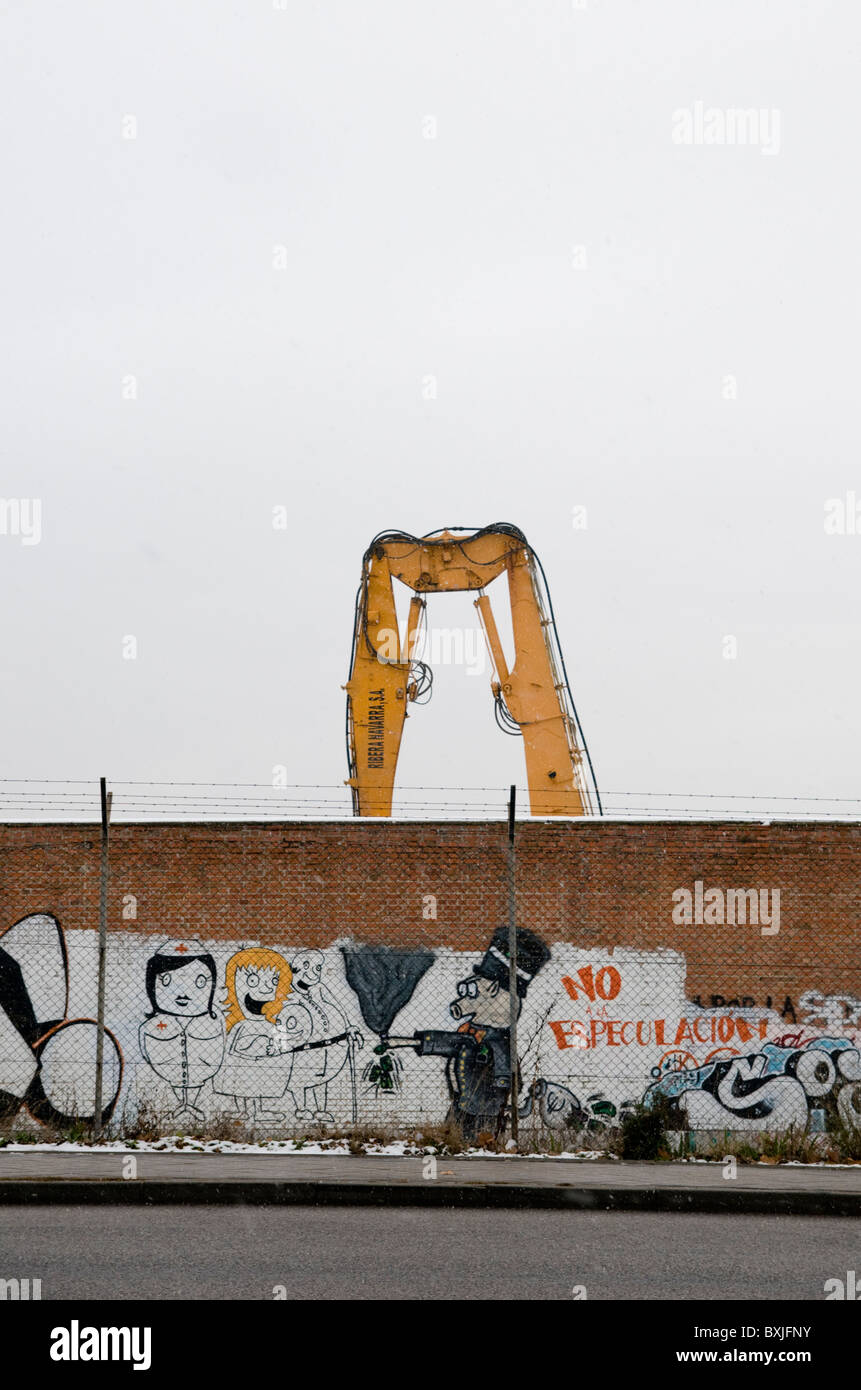 breakdown van,tow track,brick wall with graffiti Stock Photo - Alamy