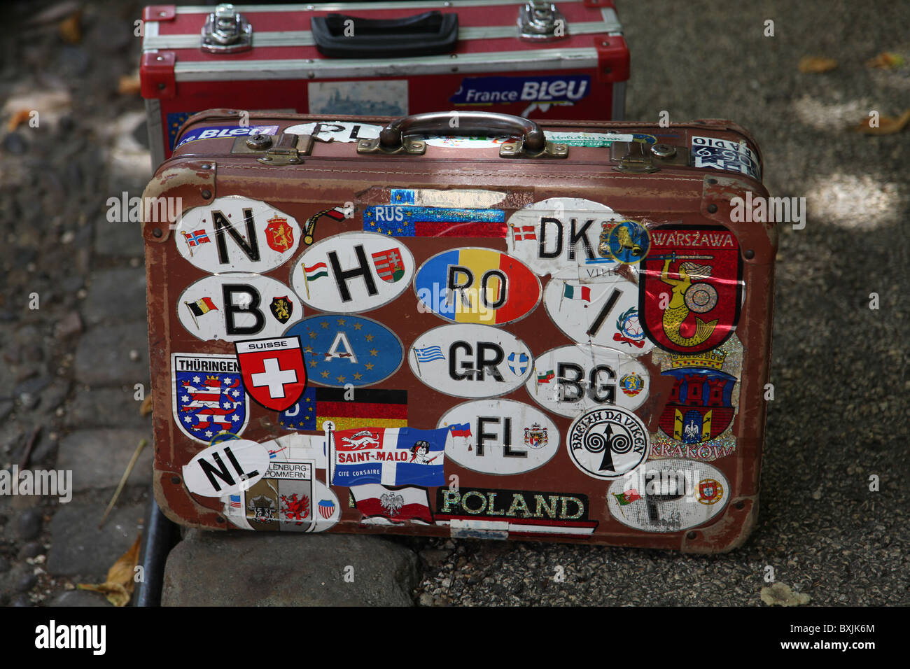 Travel sticker luggage hi-res stock photography and images - Alamy