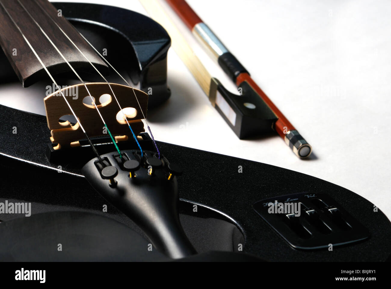 Electric Violin (Stag) and bow Stock Photo Alamy