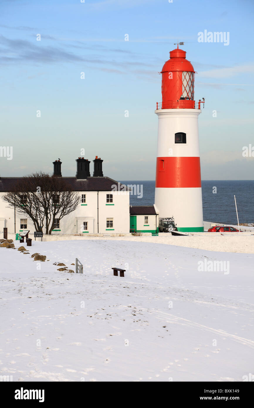 Souter lighthouse, Whitburn, with snow on the ground. England, UK. Stock Photo
