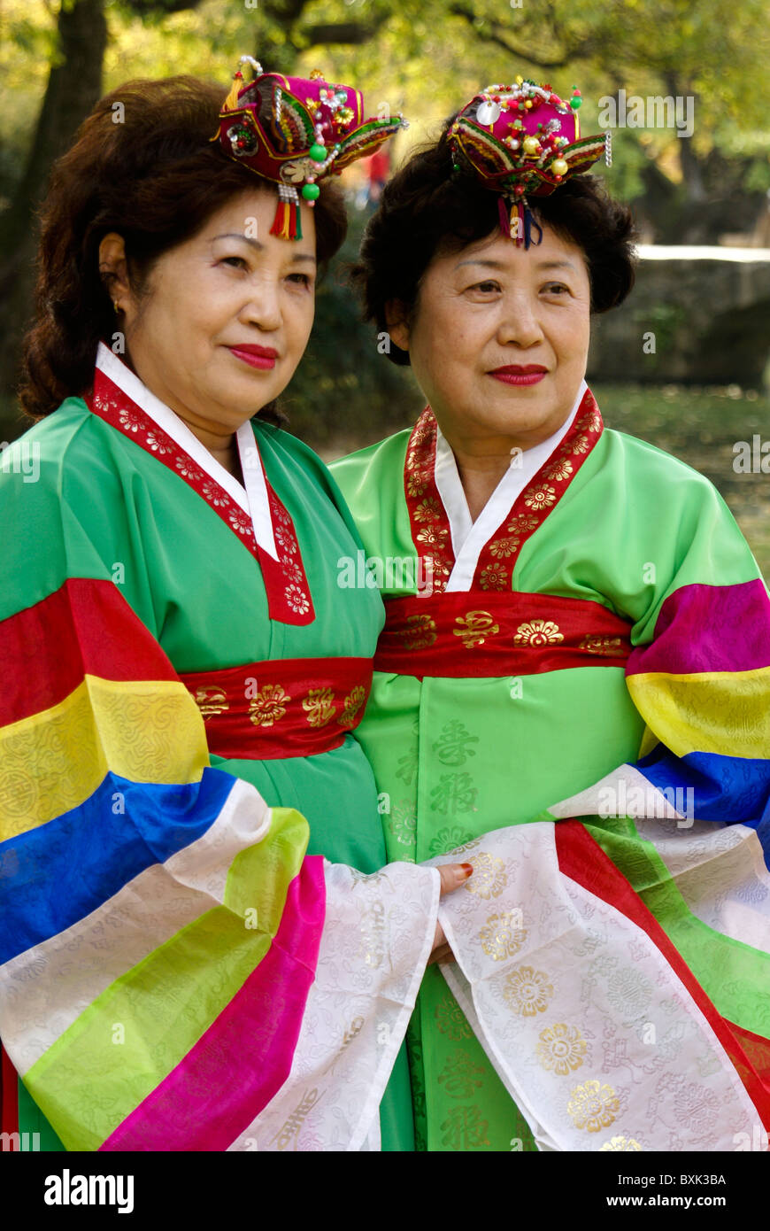 Two Women In Traditional Dress Hanbok South Korea Stock Photo