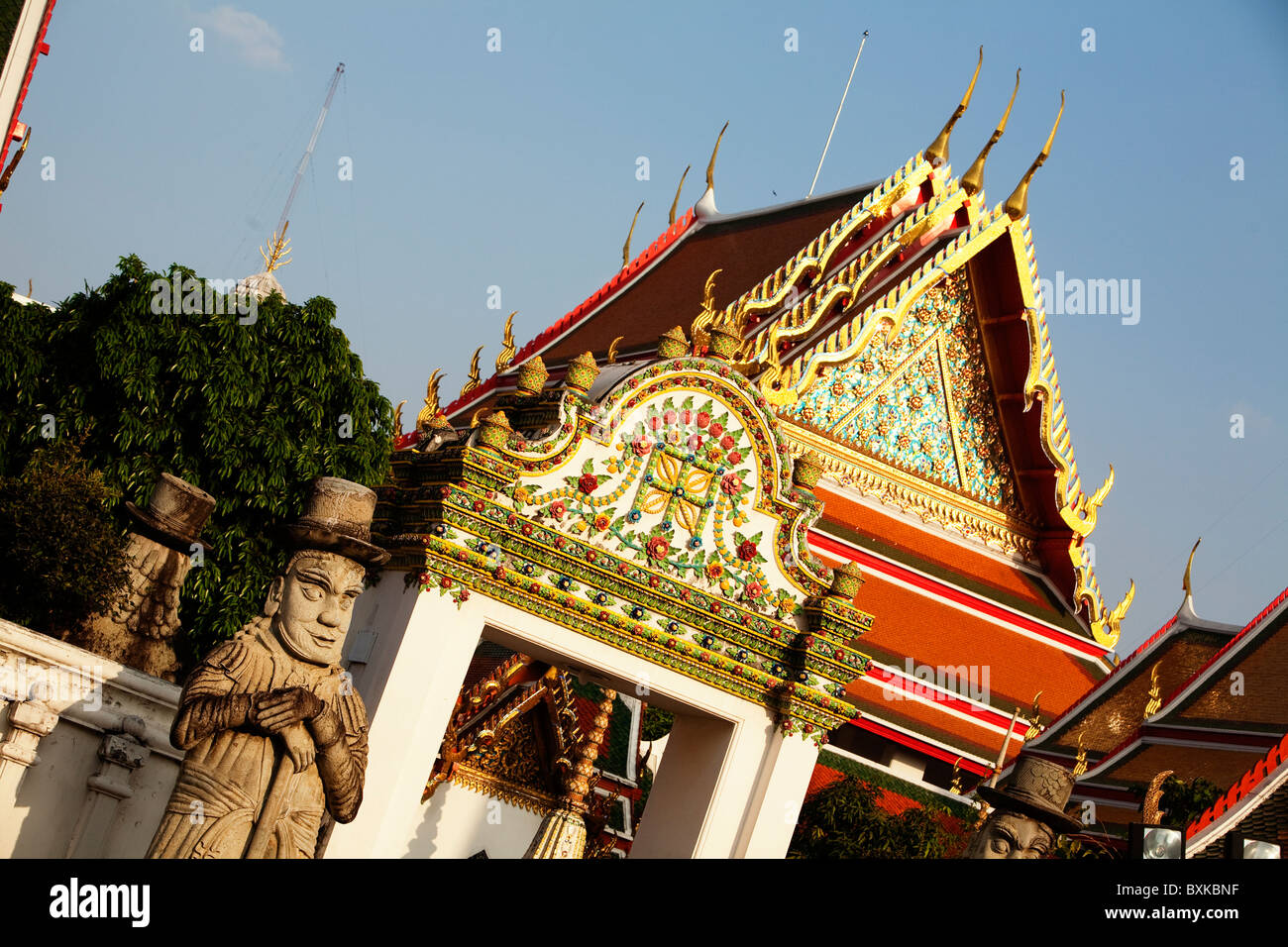 Wat Pho also known as Wat Phra Chetuphon or The Temple of the Reclining ...
