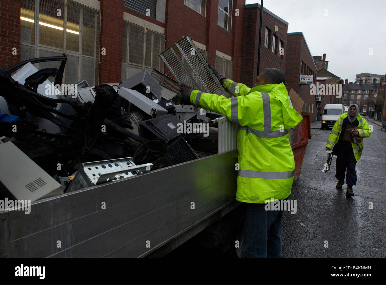 Scrap Metal Uk People High Resolution Stock Photography and Images Alamy