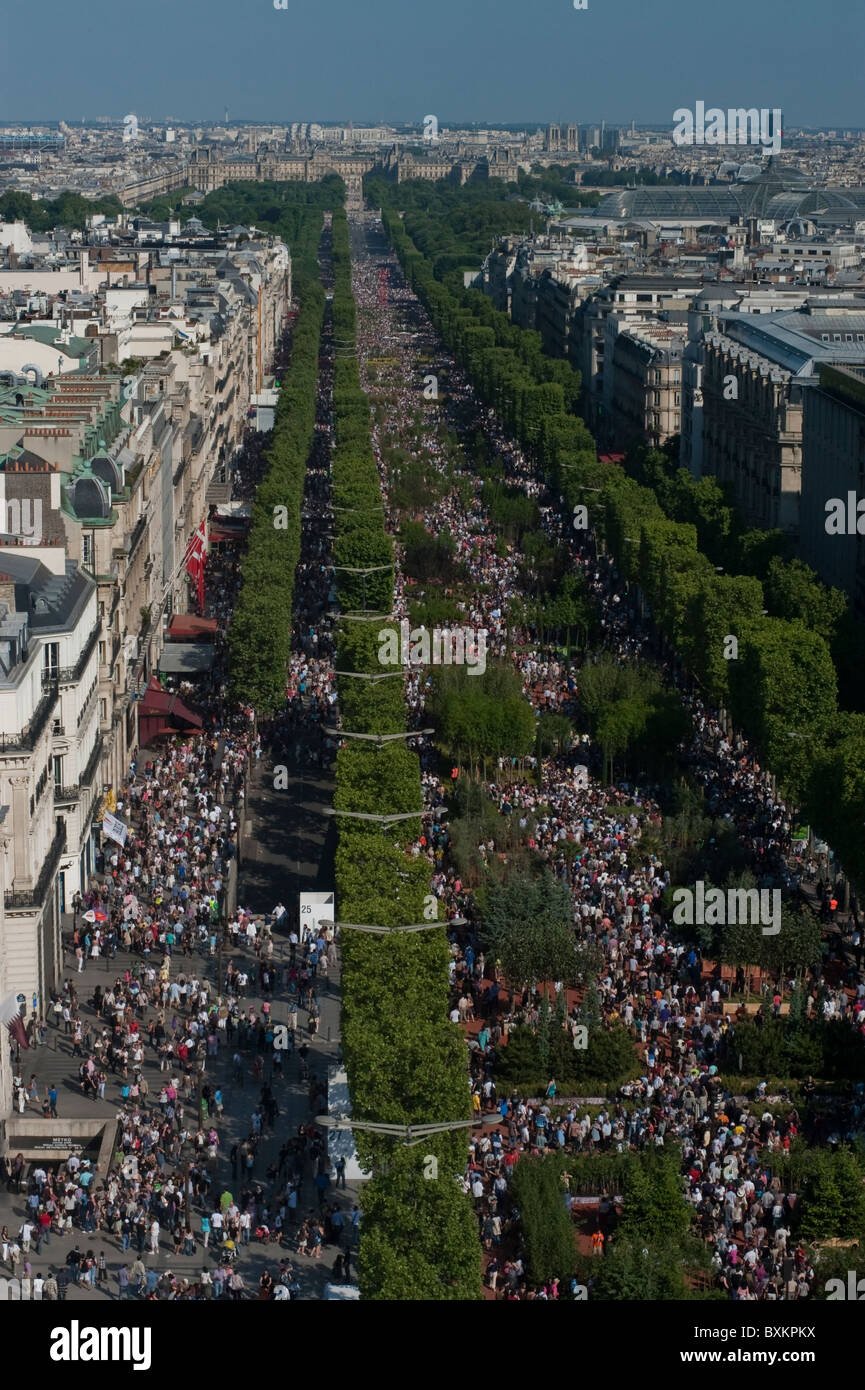 Paris, France, "Avenue ChampsElysees", Garden Event, Overview