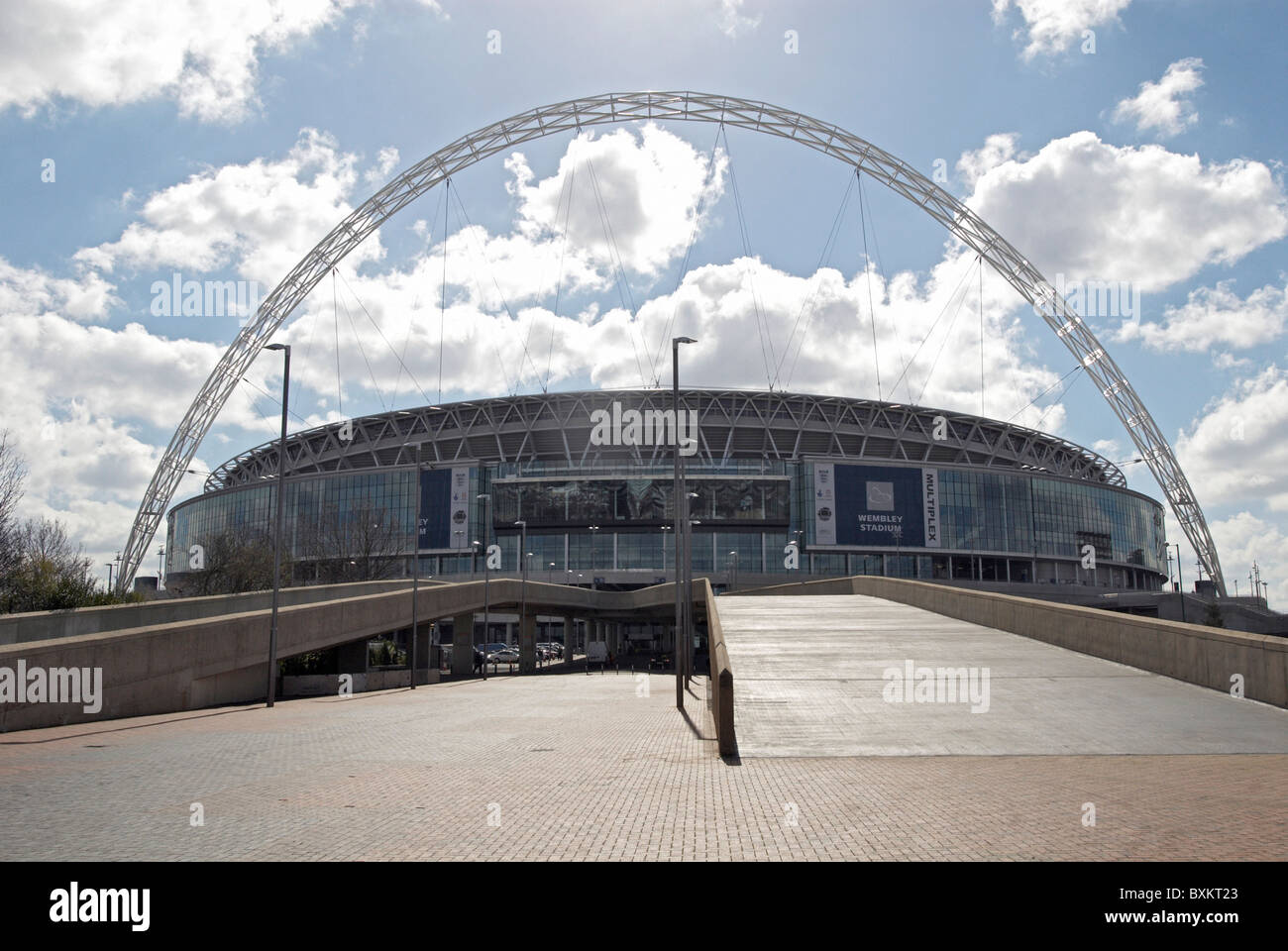 Wembley Way High Resolution Stock Photography and Images Alamy