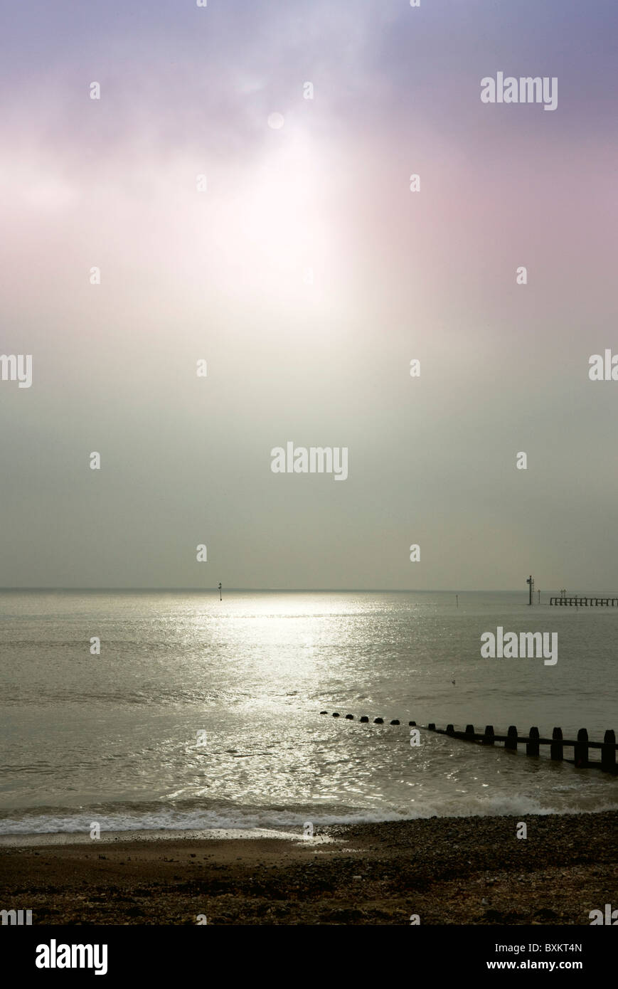 Sun rays shining on the sea hi-res stock photography and images - Alamy
