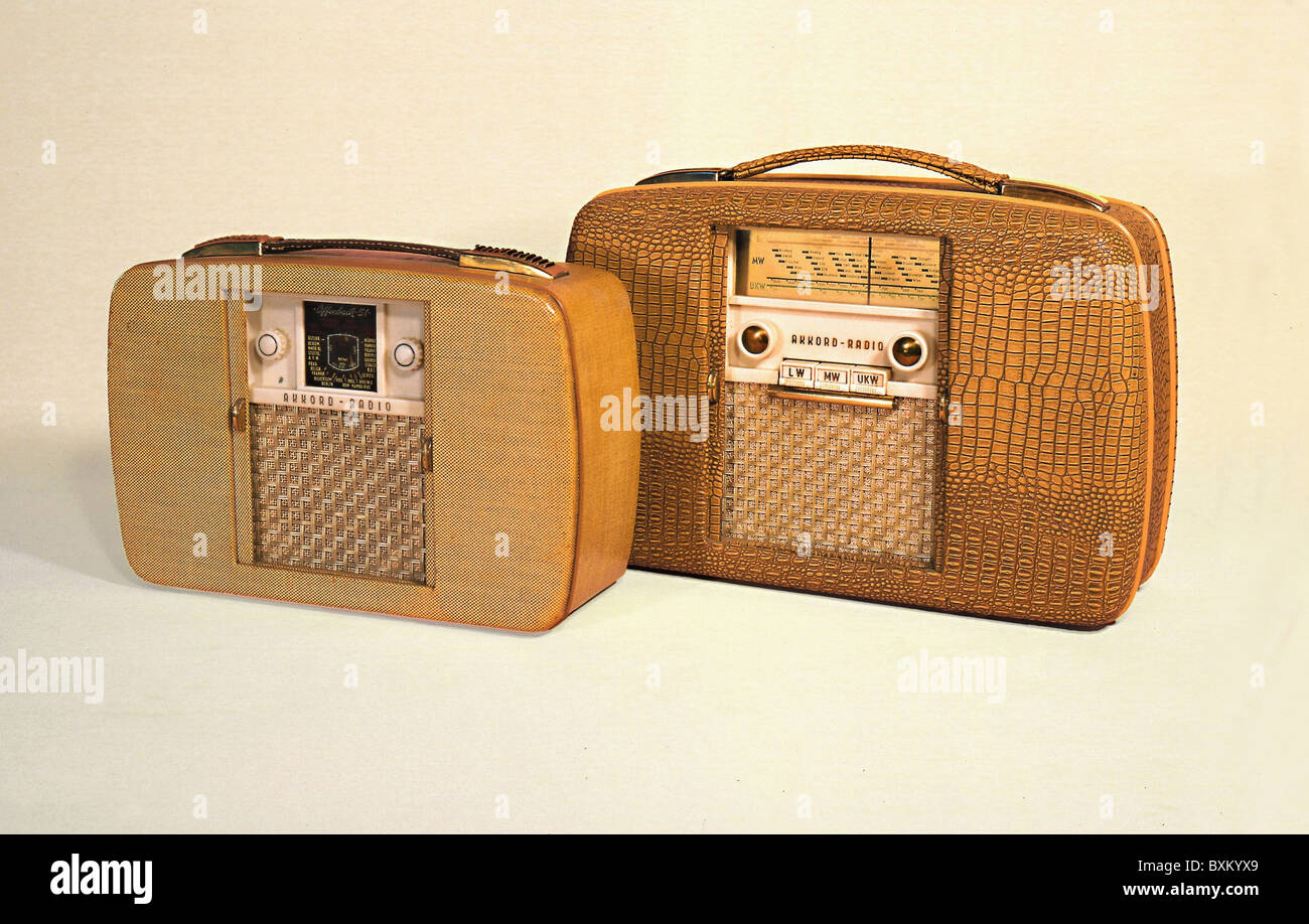 broadcast, radio, portable radio Akkord "Offenbach 51" (1951), right: "U  55", Germany, 1951 to 1955, Additional-Rights-Clearences-Not Available  Stock Photo - Alamy