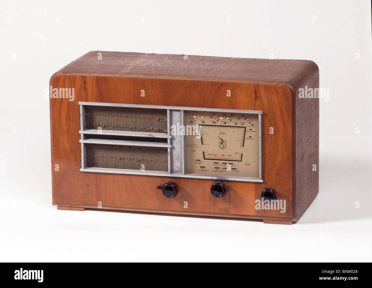 broadcast, radio, Grundig radio set Heinzelmann, Germany, 1946,  Additional-Rights-Clearences-Not Available Stock Photo - Alamy