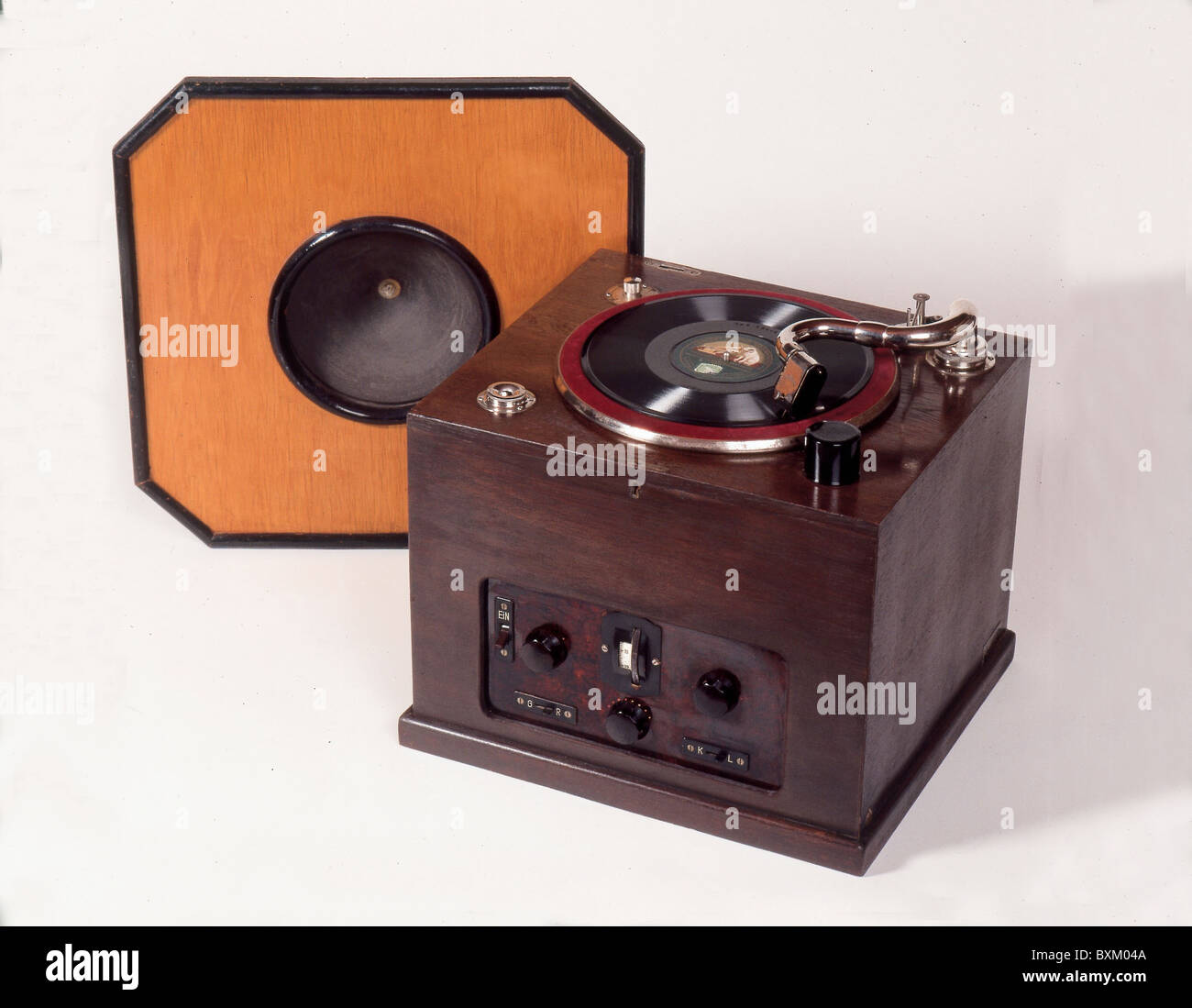 broadcast, radio, radio set Owin Type VL 1 W, radio and record player