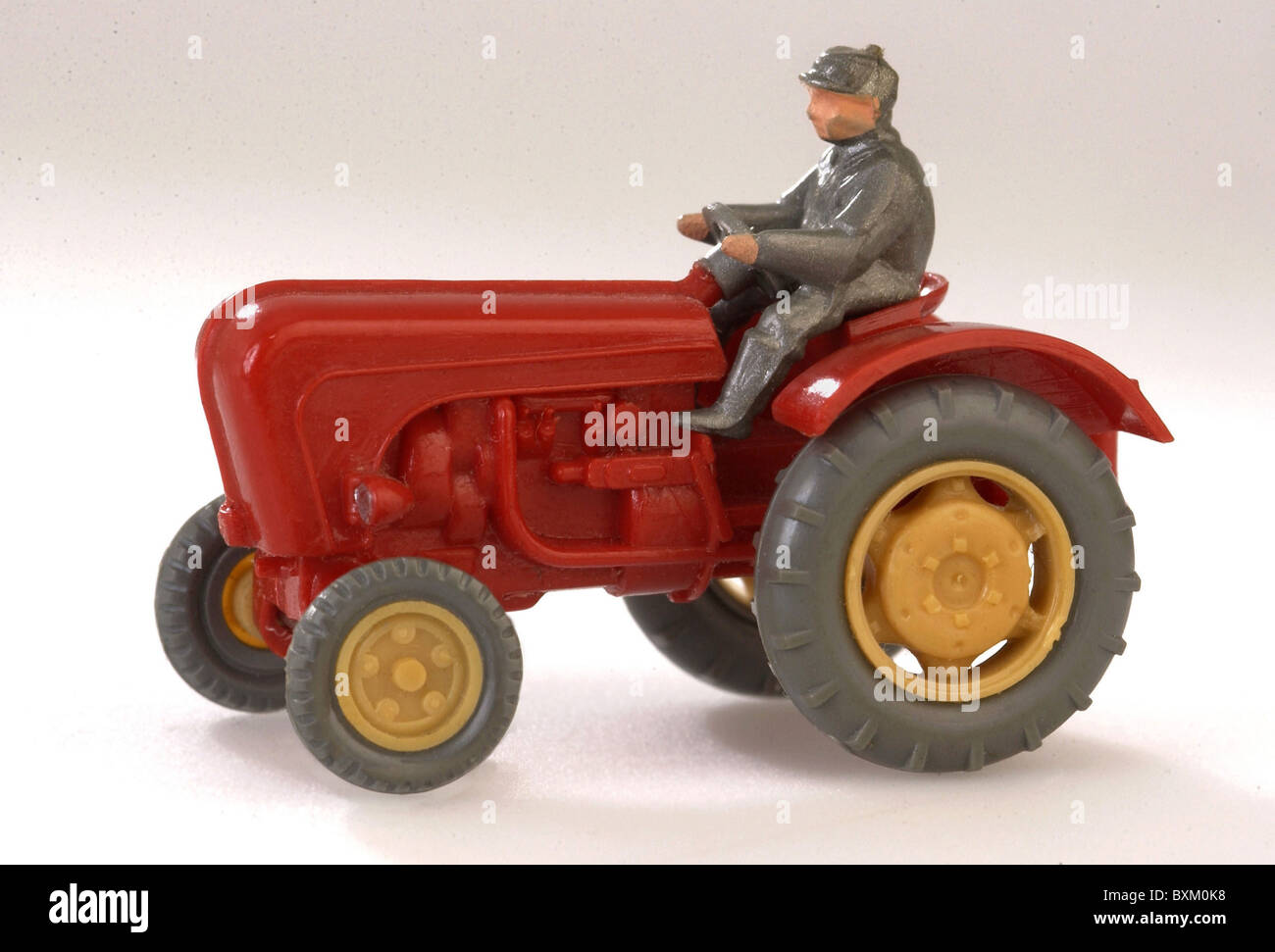 Mini Farm Tractor - 4WD, 25-280hp, Sustainable & Versatile