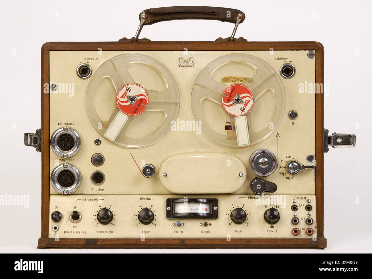 50+ Analog Stereo Open Reel Tape Deck Recorder Vintage Stock Photos,  Pictures & Royalty-Free Images - iStock