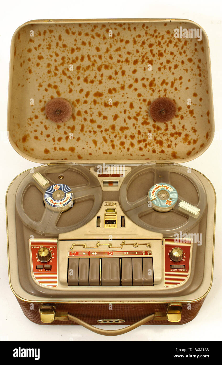 technics, tape recorders, portable tape recorder Sabafon TK 85, made by  Saba, Germany, 1960, 1960s, 60s, 20th century, tape recorders, technics,  historic, historical, switchable, fast forward, panel, metal case, weight:  15 kg