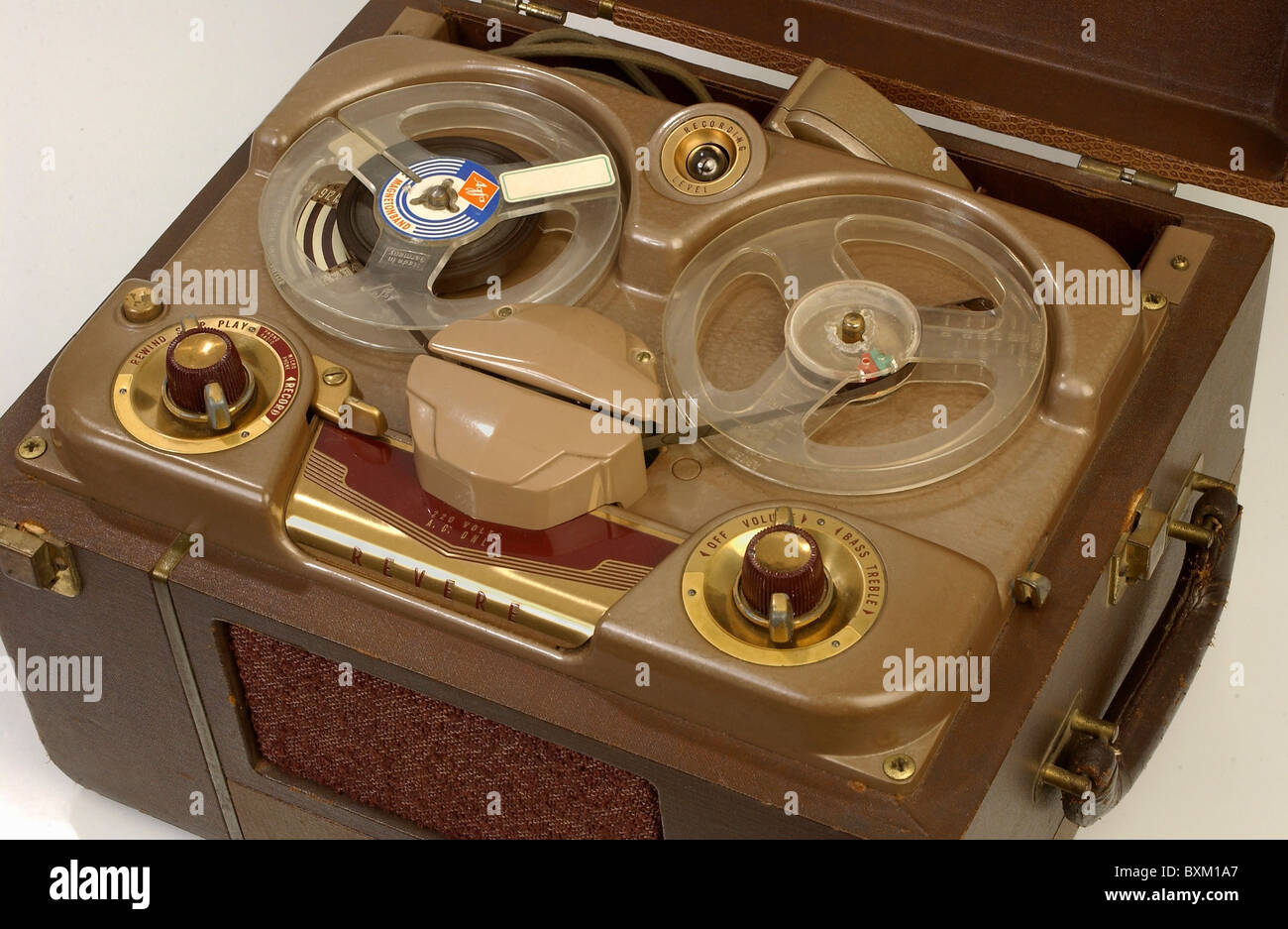 technics, tape recorder, Revere TS301, detail, USA, circa 1955, tape