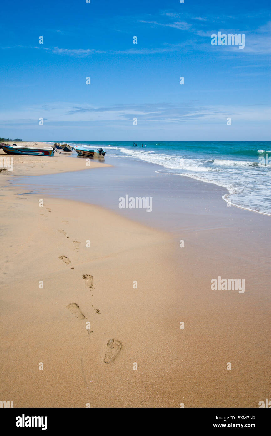 Footprints in the sand - Nilaveli Beach, Trincomalee, Sri Lanka East Coast. Stock Photo