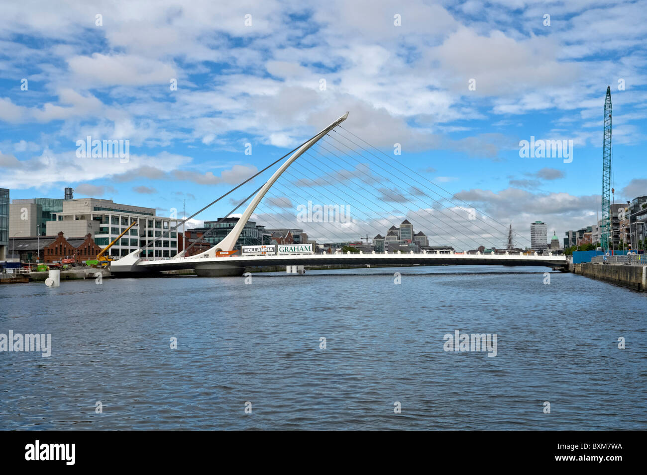 Samuel beckett bridge in dublin hi-res stock photography and images - Alamy