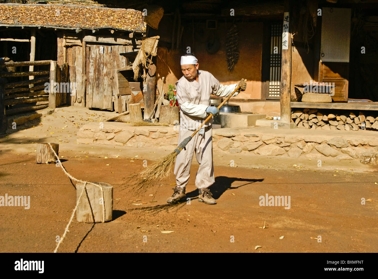Korean Rural Man Korean folk village hi-res stock photography and images - Alamy