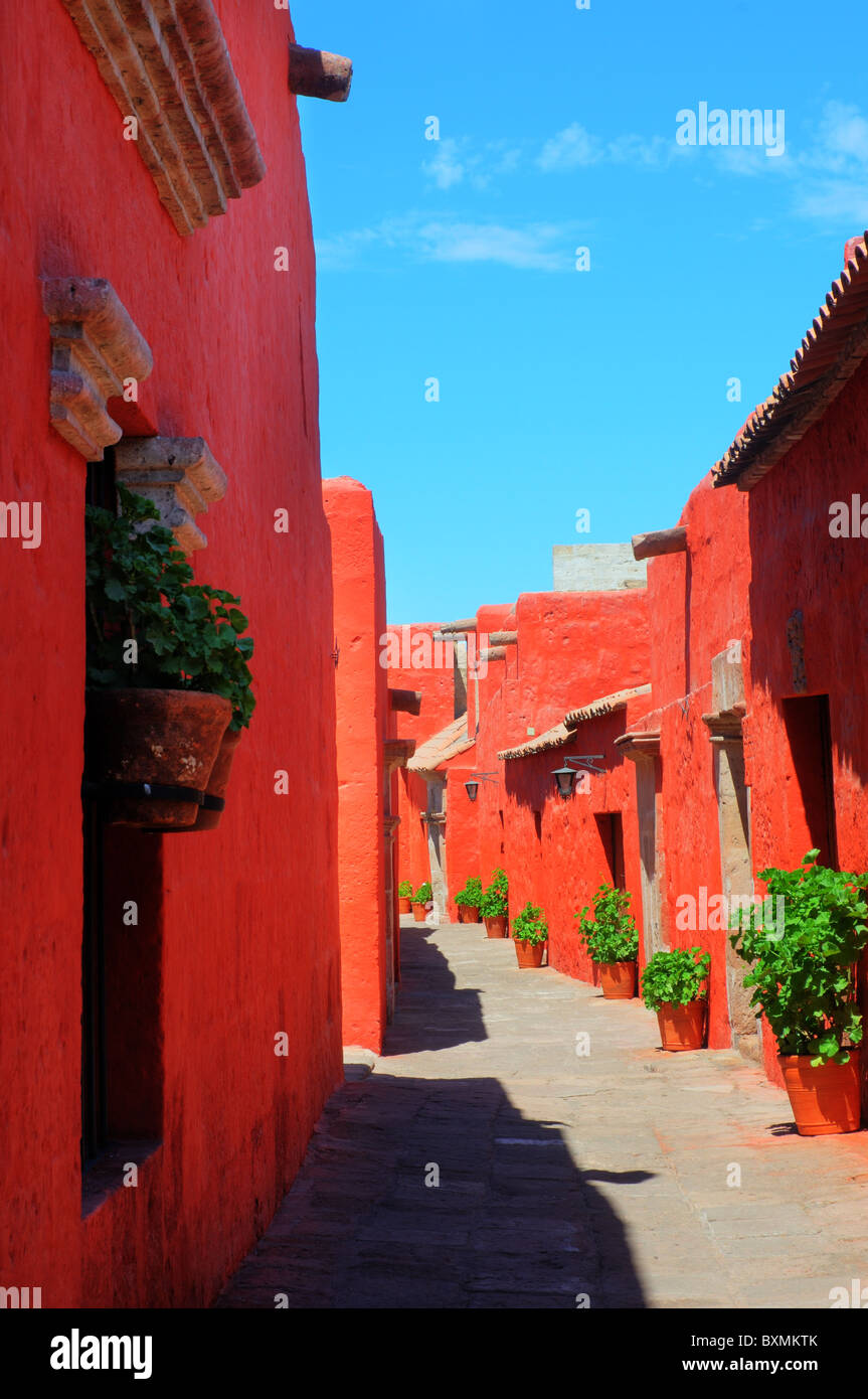 A narrow street in the Santa Catalina convent, Arequipa, Peru Stock Photo