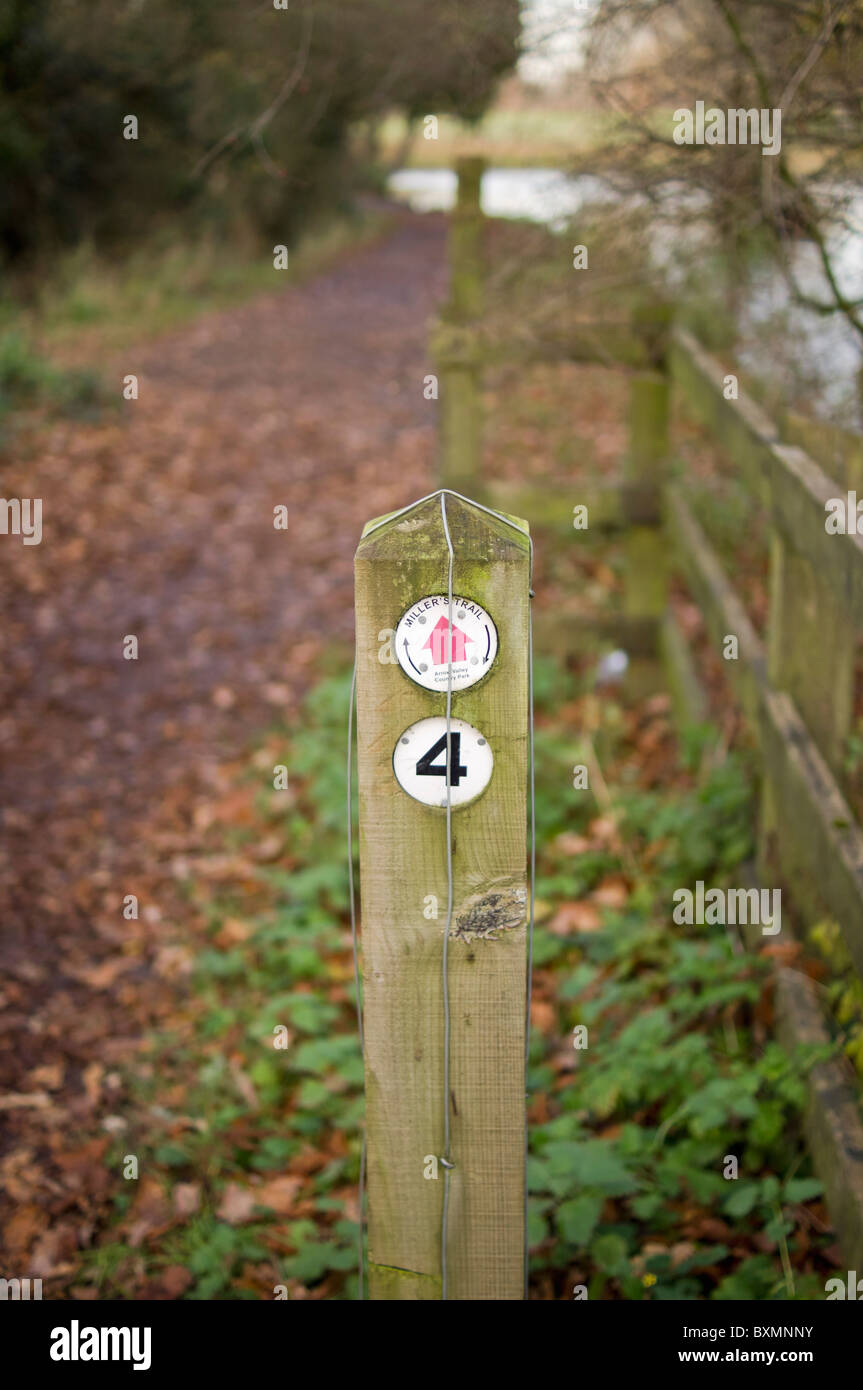 millers way footpath redditch worcestershire Stock Photo - Alamy