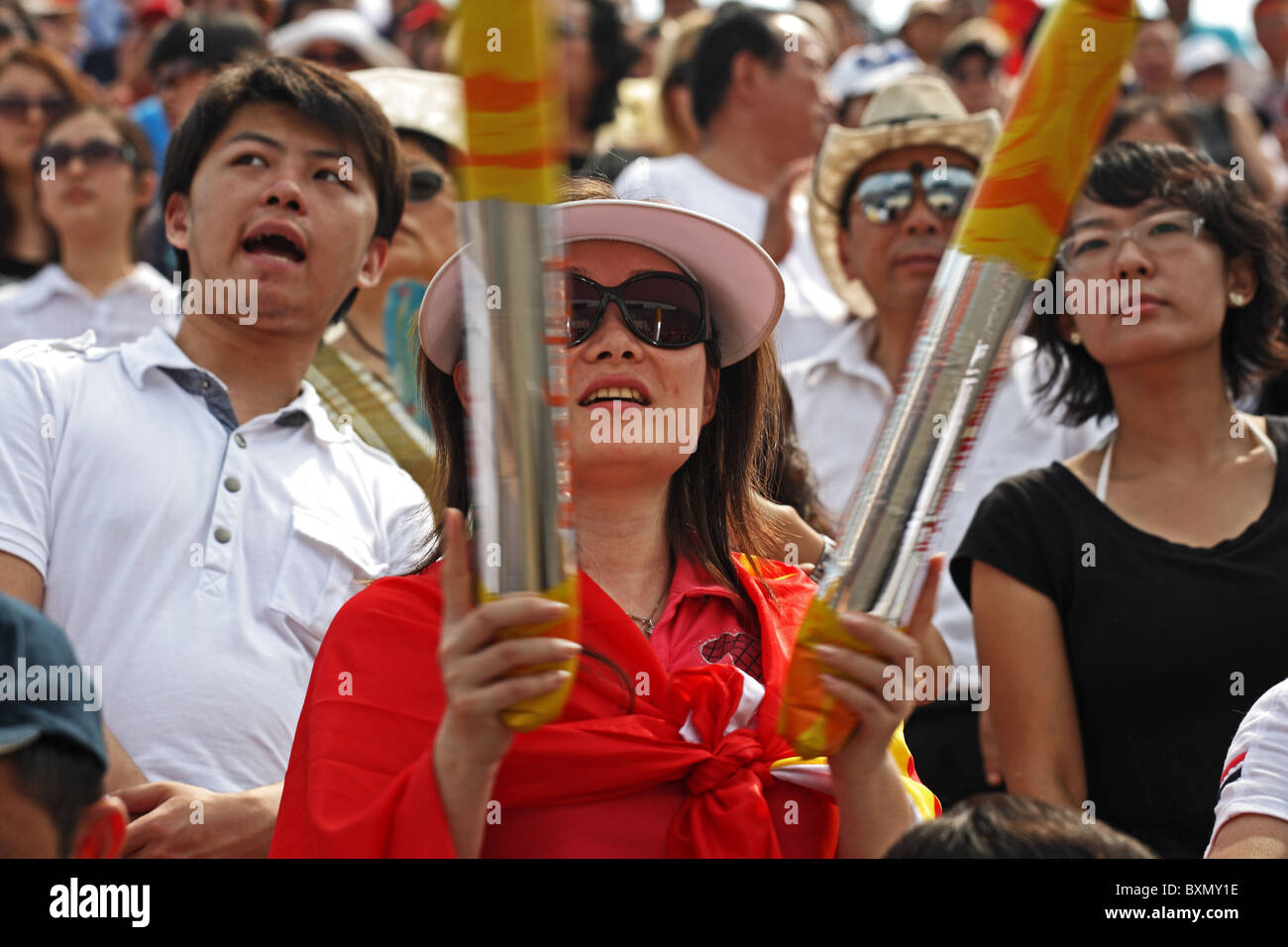Female spectator at Women's beach volleyball finals, Chaoyang Park ...