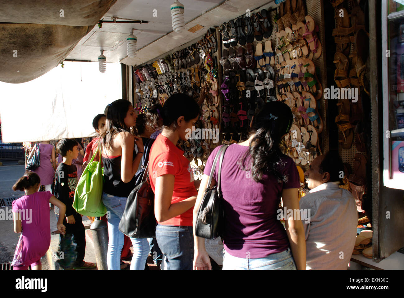 girls shopping in mumbai india Stock Photo