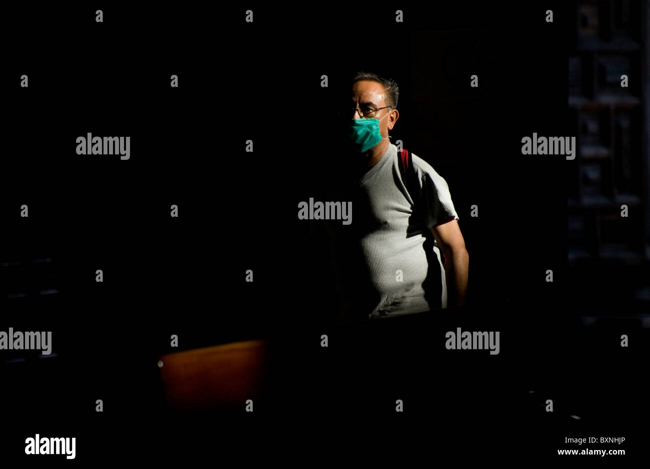 Precaution mask for swine flu hi-res stock photography and images - Alamy