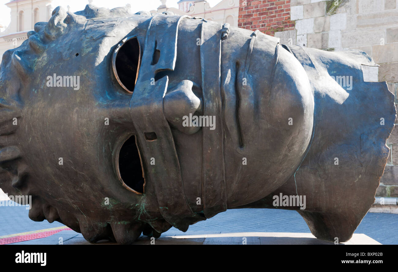 Krakow poland sculpture head hires stock photography and images Alamy