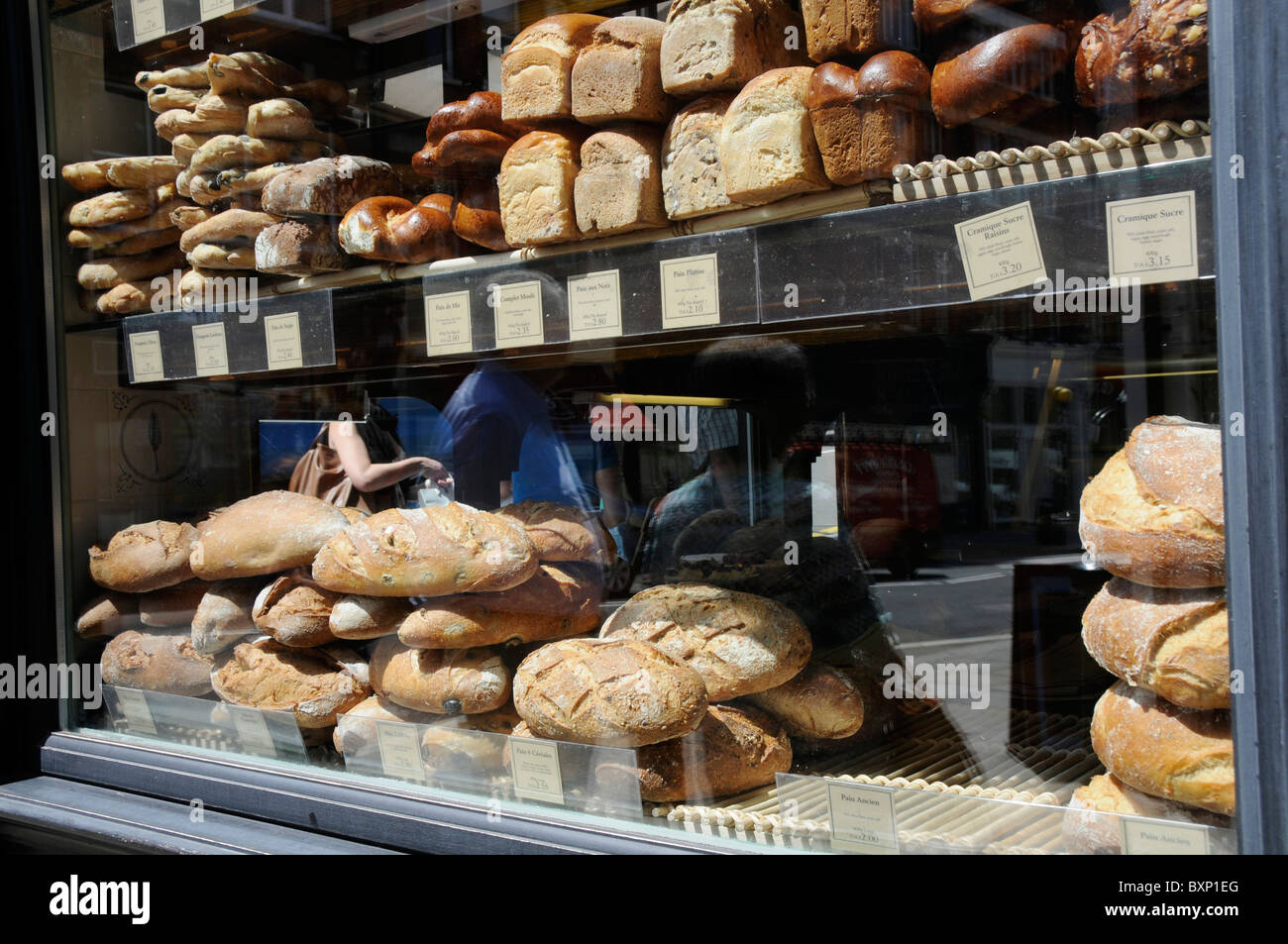 UK. Organic bread on display in a bakery in Hampstead, London Stock