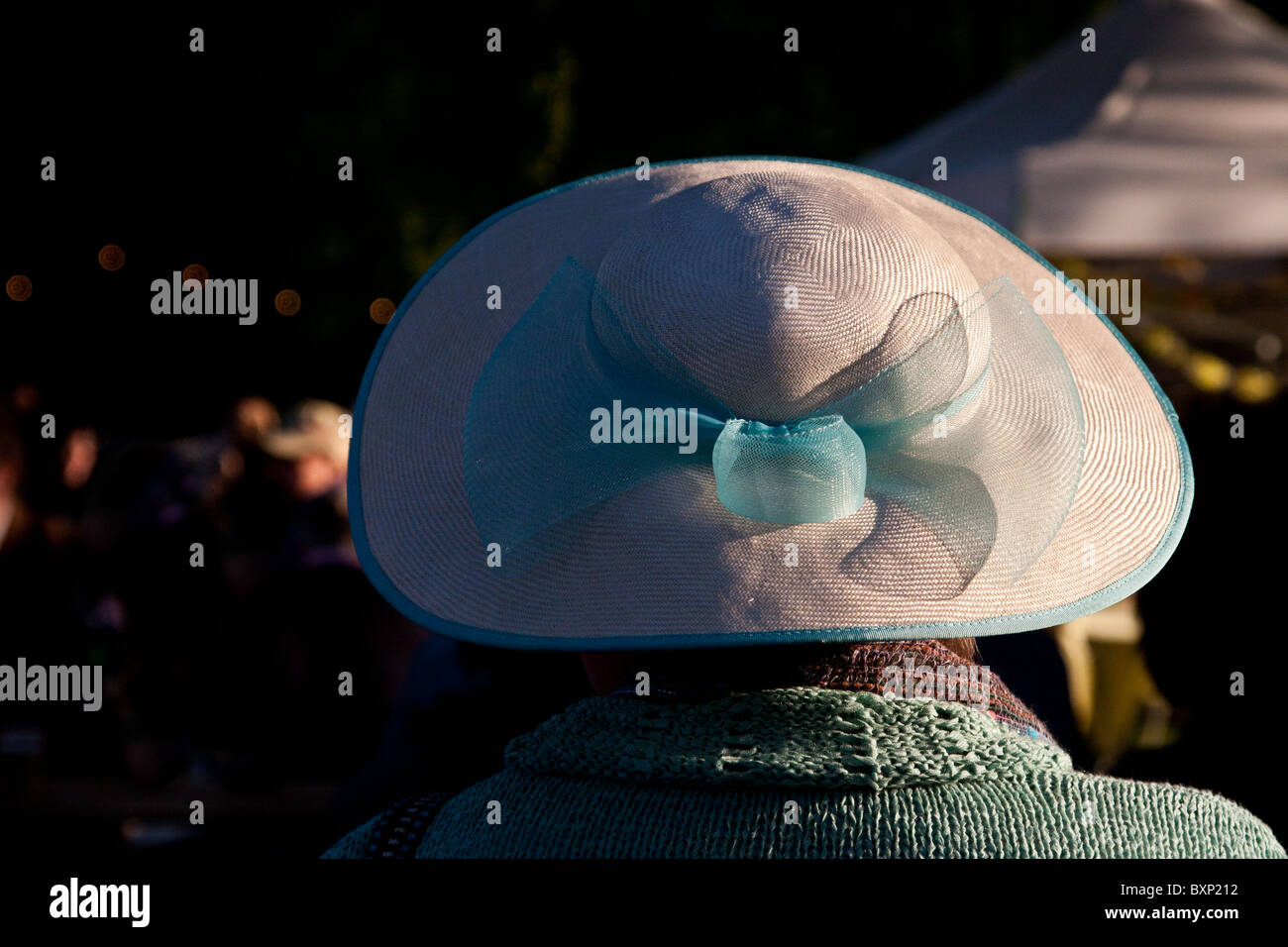 1940s woman hat hi-res stock photography and images - Alamy
