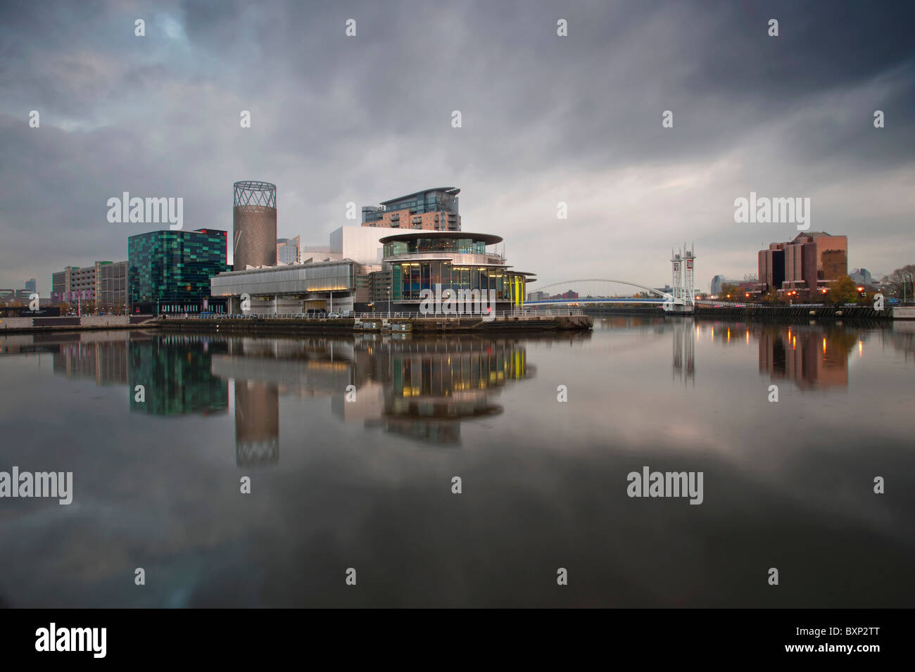 The Lowry Centre Salford Quays Manchester Stock Photo