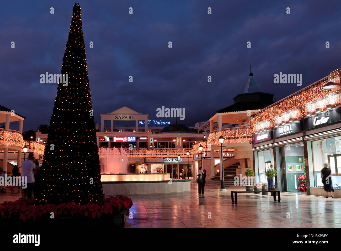 Christmas tree at the Safari shopping centre in Las Americas Tenerife  Canary Islands Spain Stock Photo - Alamy