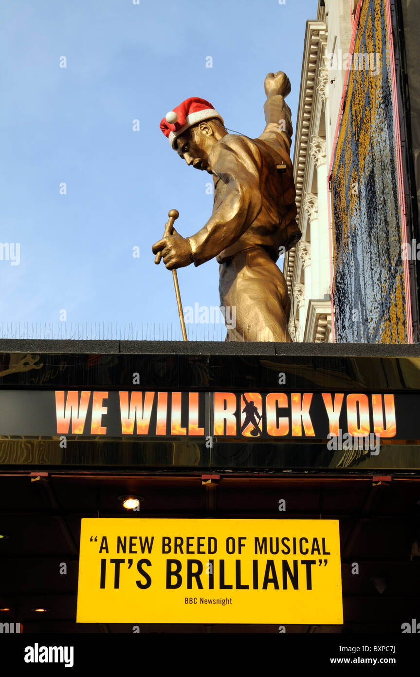 UK. WE WILL ROCK QUEEN MUSICAL STATUE WITH CHRISTMAS HAT AT THE PALLADIUM IN LONDON WEST END Stock Photo