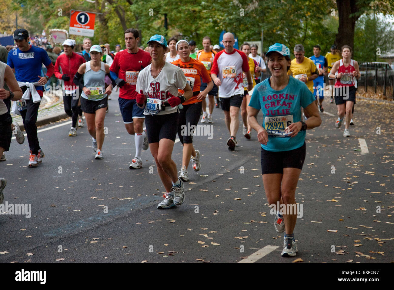 Runners competing in central park hires stock photography and images