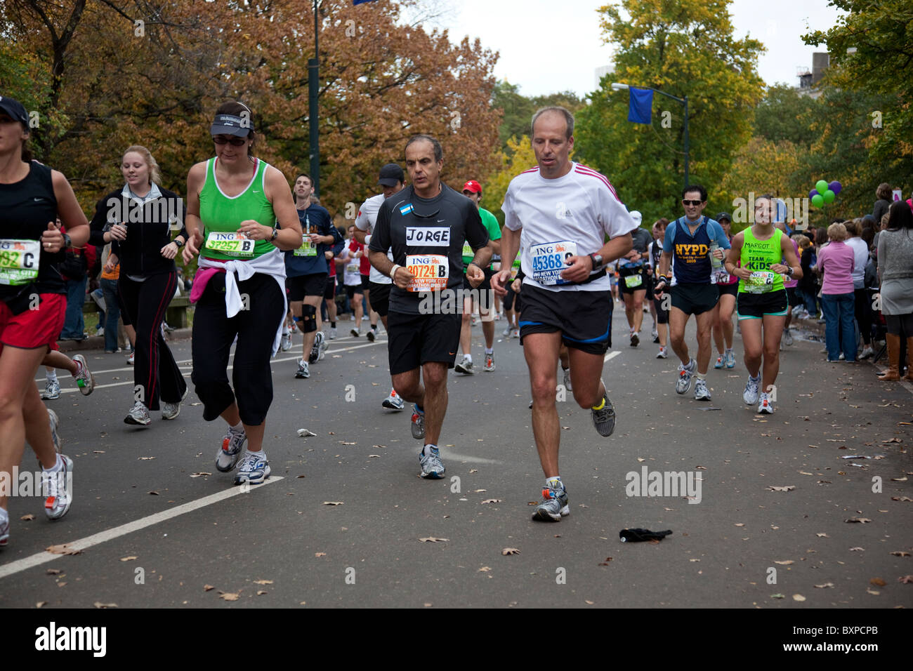 Runners competing in central park hires stock photography and images