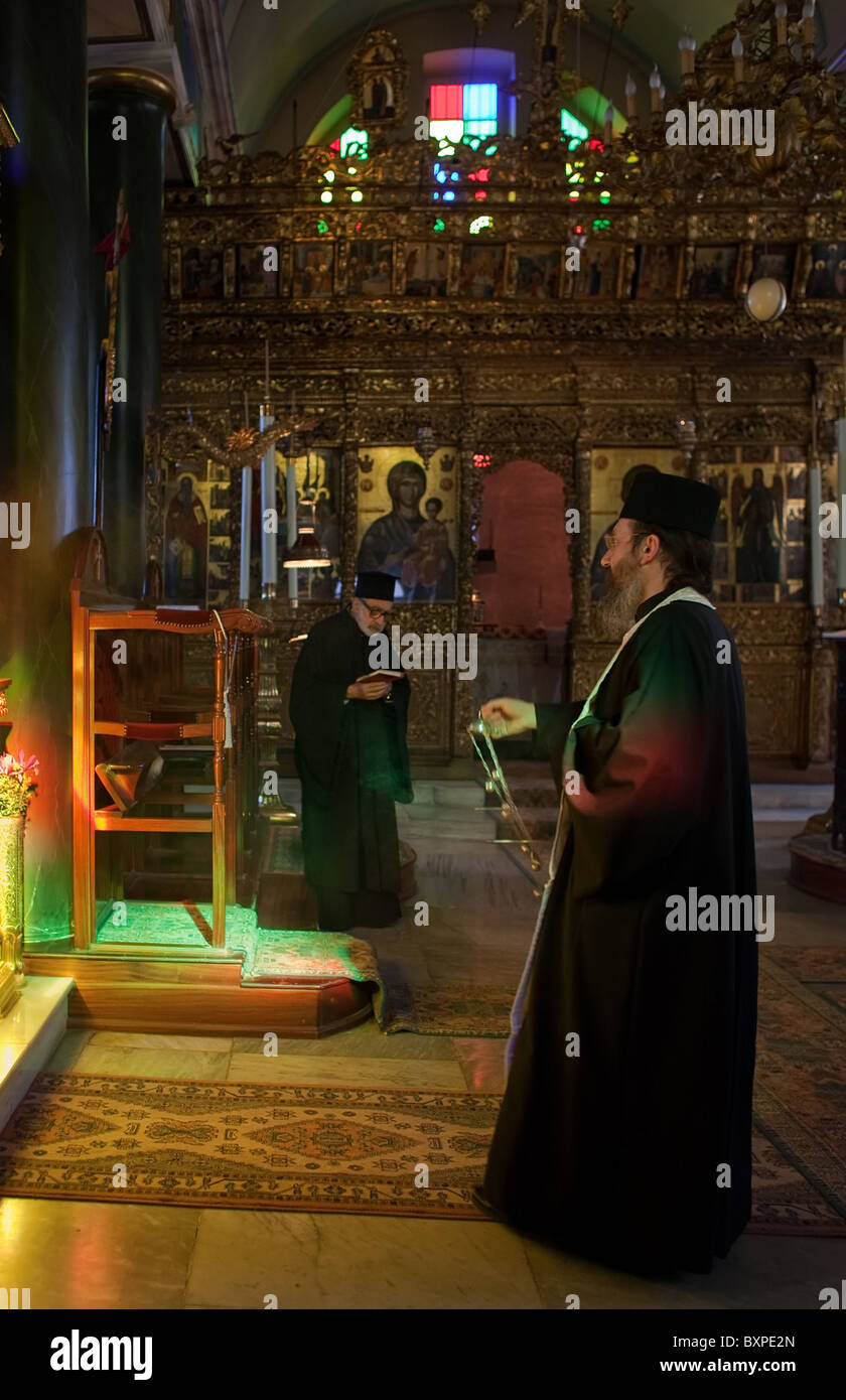 Incense church swinging hires stock photography and images Alamy