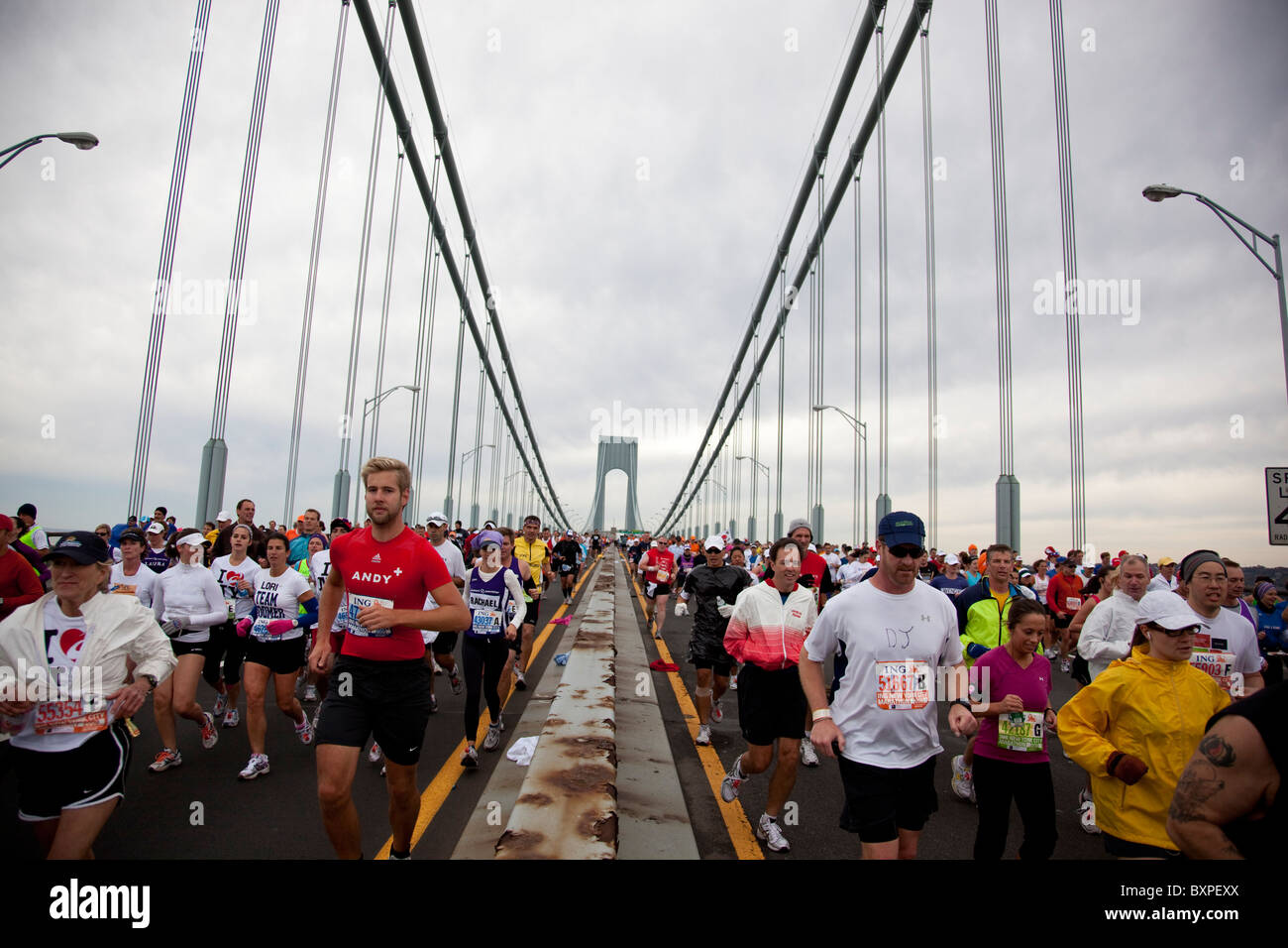 Verrazano narrows bridge marathon hires stock photography and images