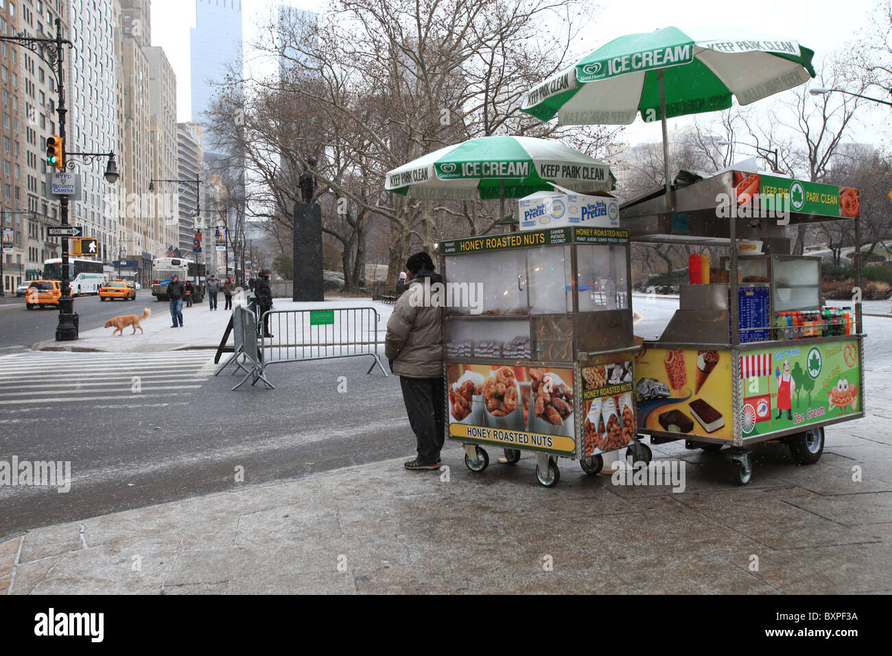 Ice Cream Vendor High Resolution Stock Photography and Images Alamy