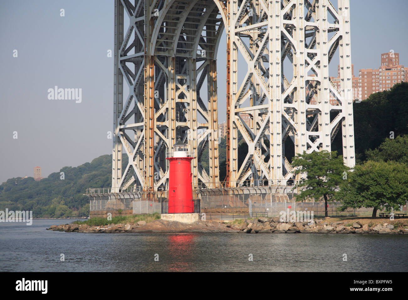 Little Red Lighthouse, Jeffrey’s Hook George Washington Bridge, New York City, United States of America, North America Stock Photo